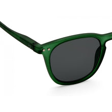 Load image into Gallery viewer, IZIPIZI Junior LetmeSee #E Green Soft Grey Lenses +0,00 Sunglass
