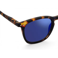 Load image into Gallery viewer, IZIPIZI LetmeSee #E Tortoise Soft Blue Mirror Lenses +0,00 [Mirrored lenses] Sunglass
