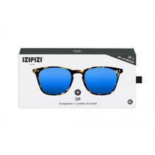 Load image into Gallery viewer, IZIPIZI LetmeSee #E Tortoise Soft Blue Mirror Lenses +0,00 [Mirrored lenses] Sunglass
