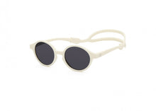 Load image into Gallery viewer, IZIPIZI #SUN KIDS Milk Sunglass
